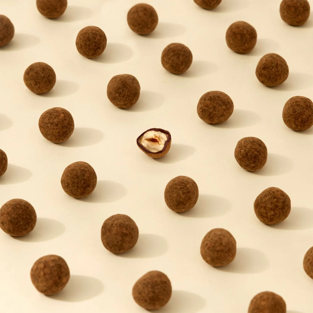 Chocolate Dragée Hazelnuts - Image 7
