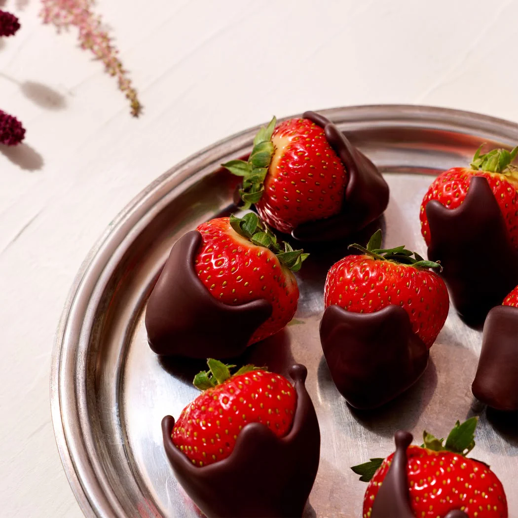 Chocolate-Drizzled Strawberries - Image 2