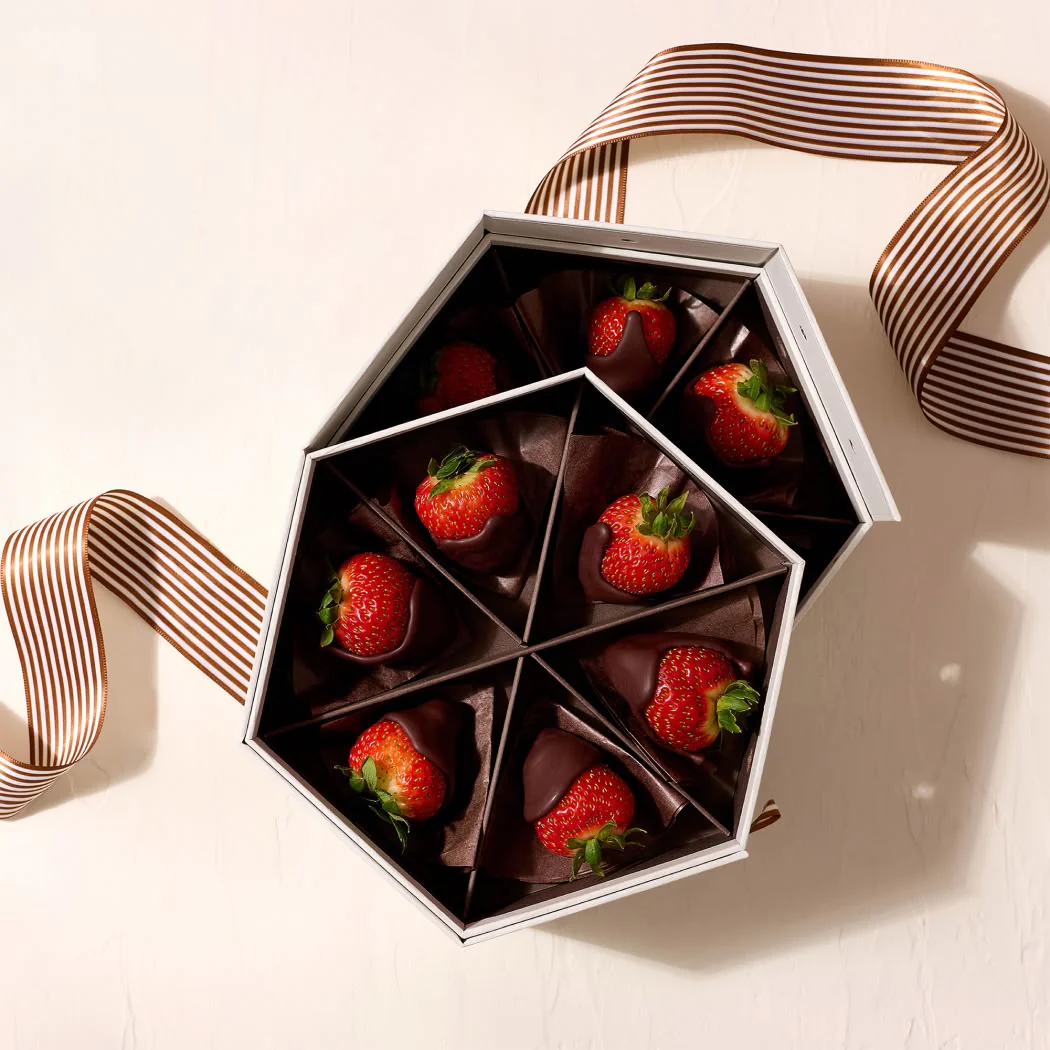 Chocolate-Drizzled Strawberries - Image 4
