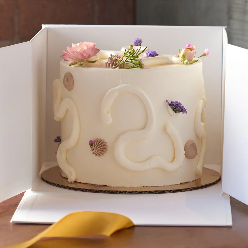 Spring Celebration Cake - Image 4